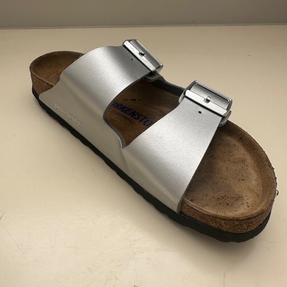 Silver Birkenstock Arizona Sandals - Size 7 - Picture 7 of 11